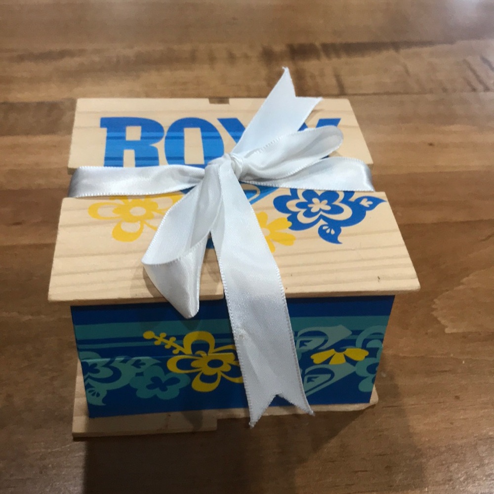 Silver Roxy Watch - Picture 3 of 3